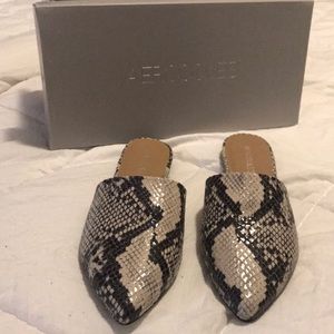 Aerosoles Snake Print Mule